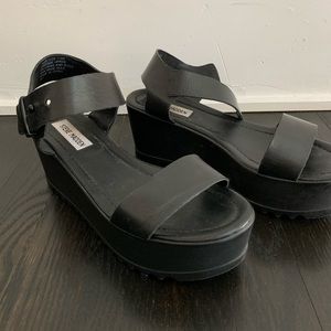 Steve Madden black platforms